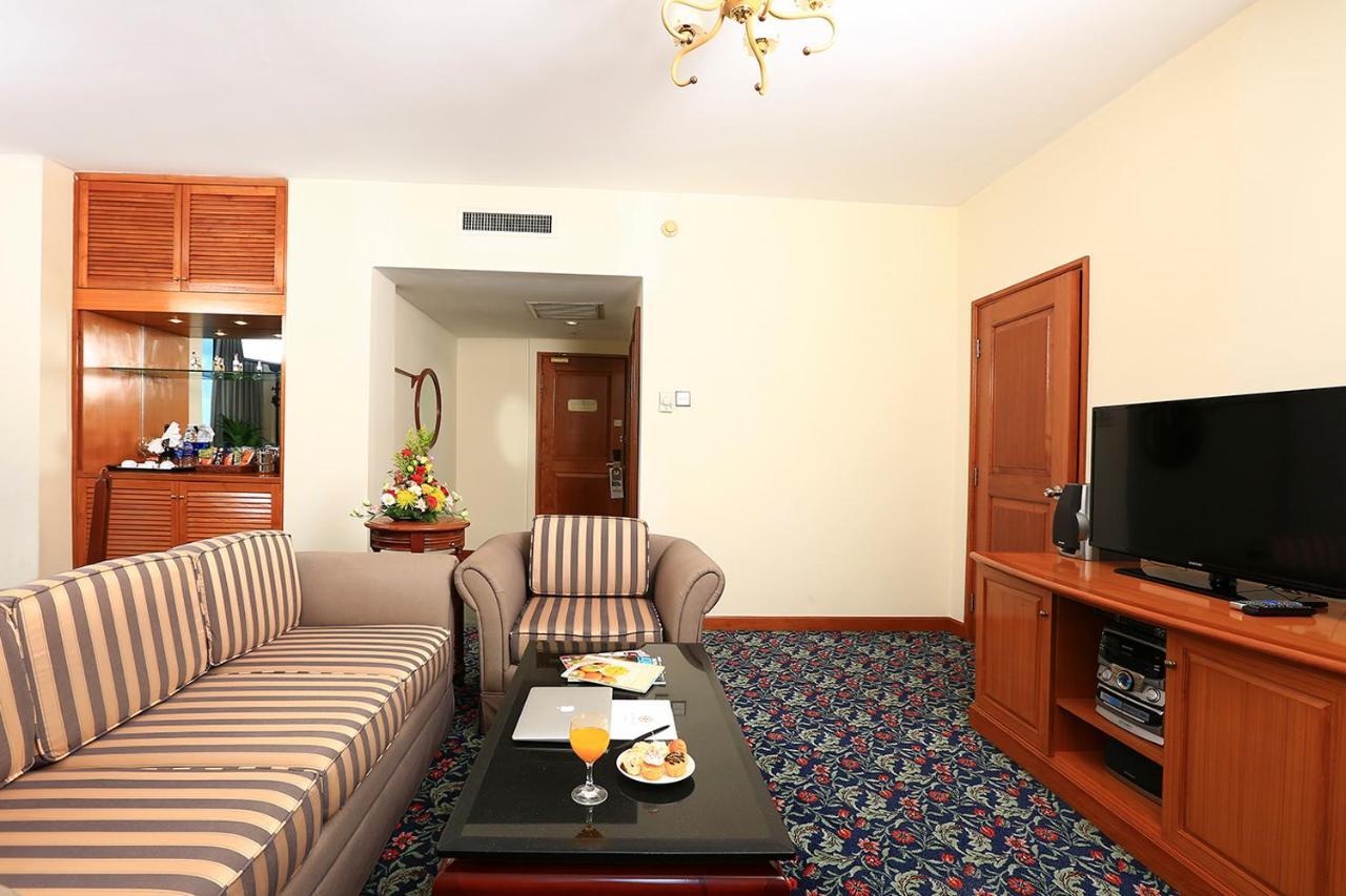 Ramana Saigon Hotel Ho Chi Minh City Exterior photo