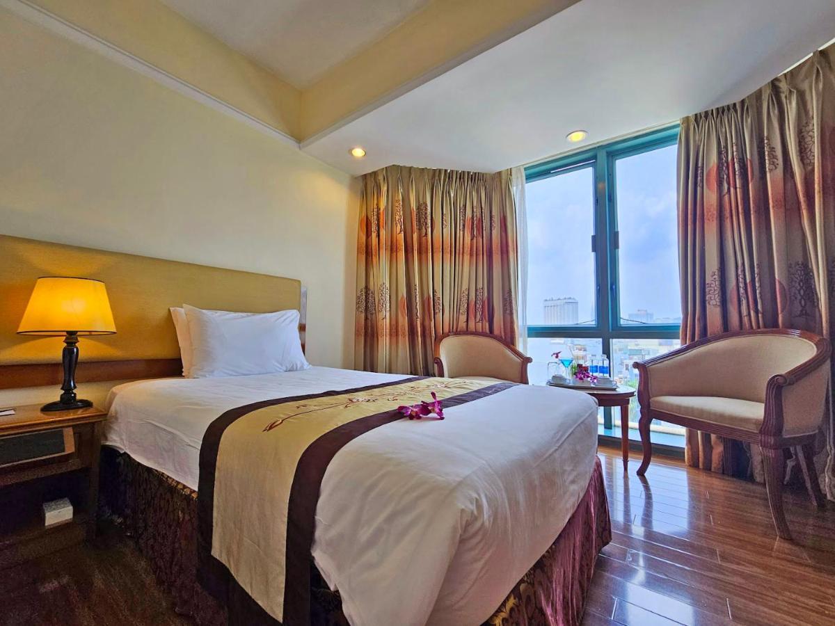 Ramana Saigon Hotel Ho Chi Minh City Exterior photo