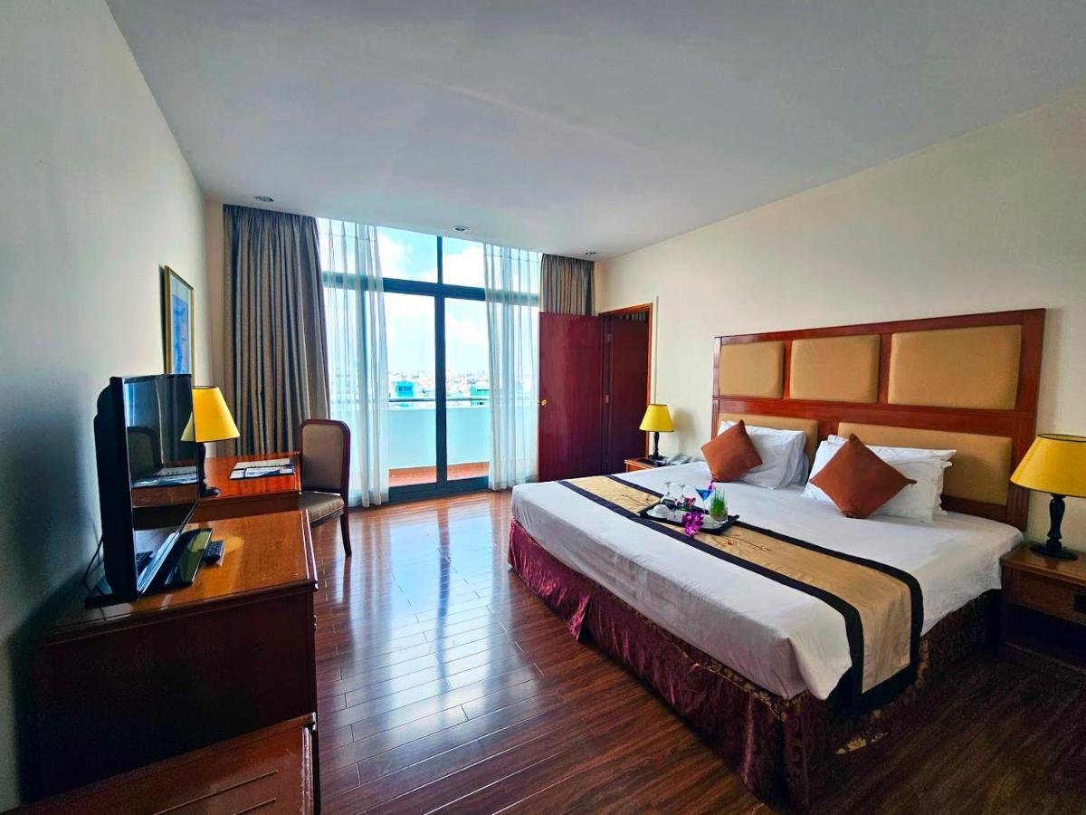 Ramana Saigon Hotel Ho Chi Minh City Exterior photo