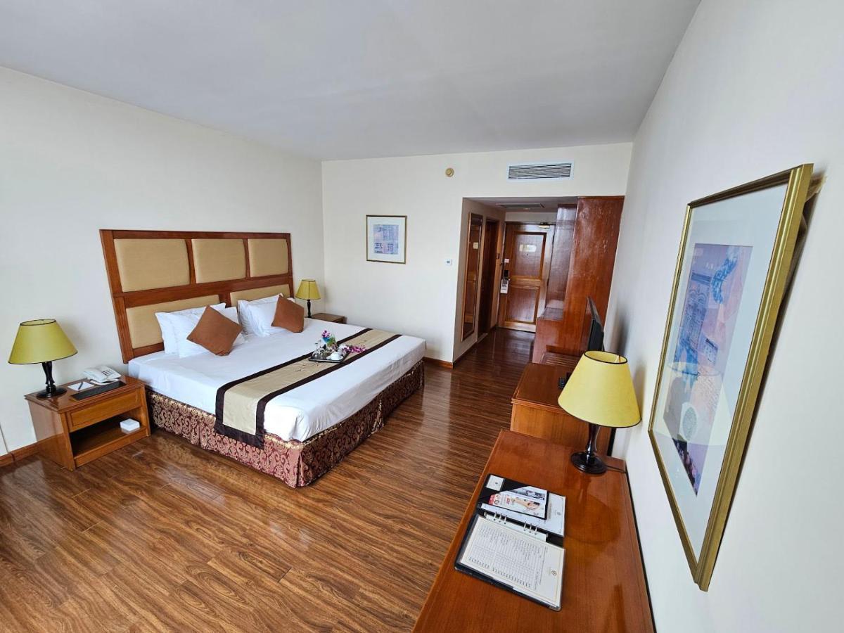 Ramana Saigon Hotel Ho Chi Minh City Exterior photo